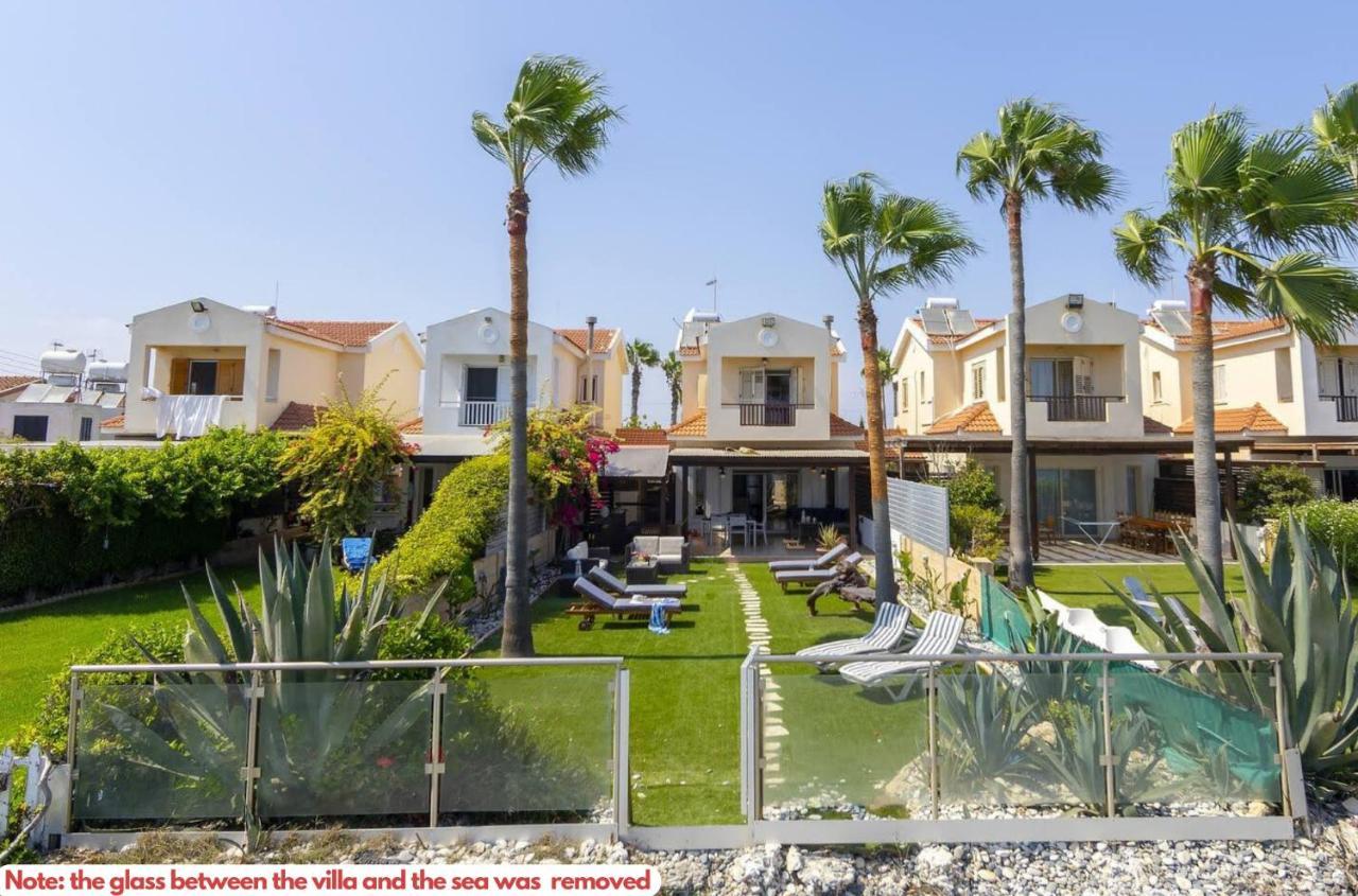 Beachfront Villa Carpe Diem Kiti Exterior foto